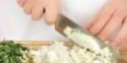 пасхальная балканская запеканка из потрохов