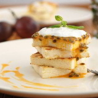 Творожная запеканка с маракуйей