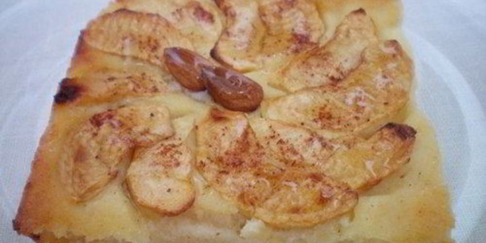 Рецепт творожная запеканка с яблоками в микроволновке за 5 минут