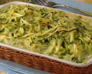 Запеканка из кабачка под белым соусом