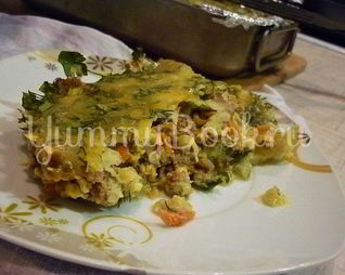 Запеканка из кабачков и фарша под сырно-яичной заливкой