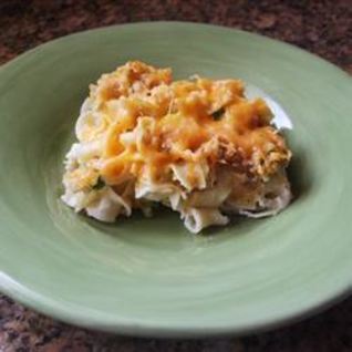 Запеканка из рыбных консервов и макарон