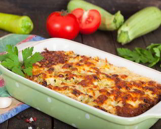 Запеканка из тертых кабачком с мясом