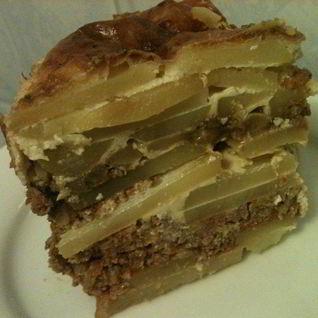 Запеканка картофельная с фаршем и грибами