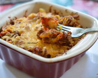 Запеканка с говядиной и сыром чеддер