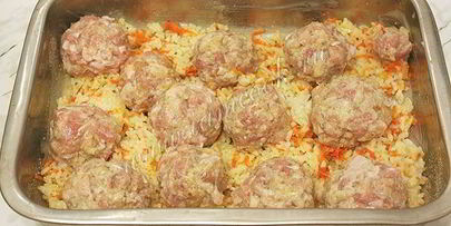 запеканка с мясными колобками