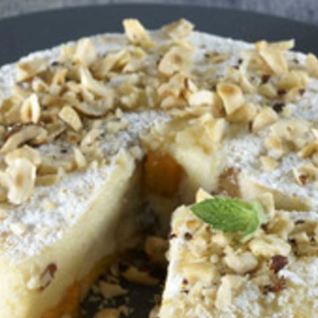 Запеканка творожная с персиками