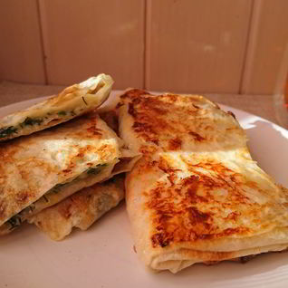 Жареные конвертики с сыром