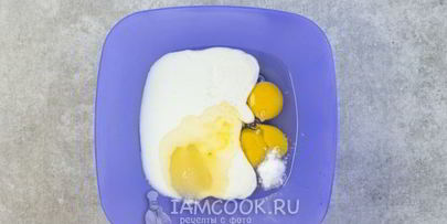 жареные яблоки в тесте