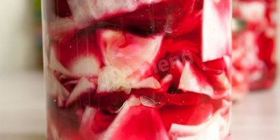 капуста по-гурийски со свеклой на зиму