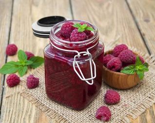 Малина в собственном соку на зиму