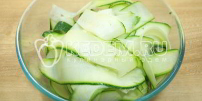 быстрые маринованные кабачки