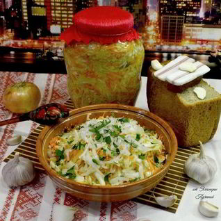 Маринованная капуста с морковью