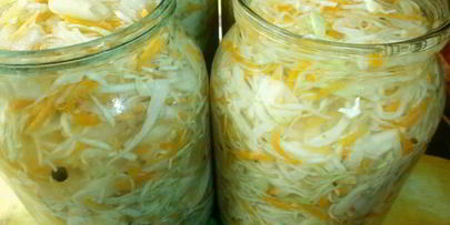 маринованная капуста с яблоками и морковью на зиму