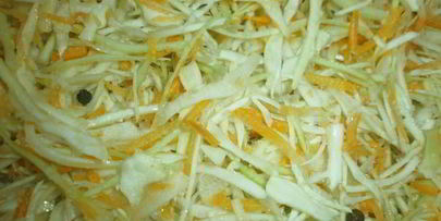 маринованная капуста с яблоками и морковью на зиму