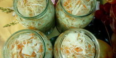 маринованная капуста с яблоками и морковью на зиму