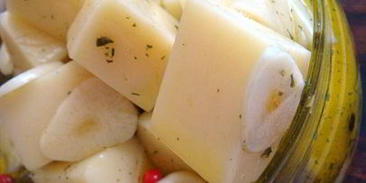 маринованная моцарелла на закуску к вину