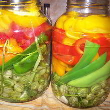 Рецепт Маринованный болгарский перец с крыжовником