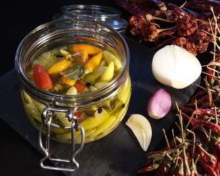 Маринованный перец пири-пири