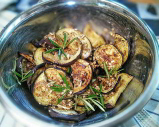 Маринованные баклажаны с пармезаном