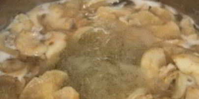 маринованные грузди с чесноком