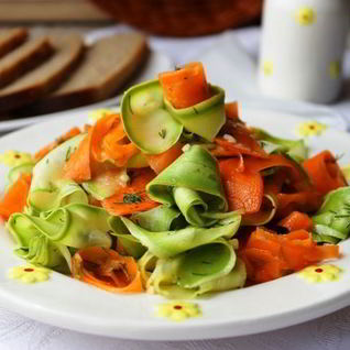 Маринованные кабачки с морковкой