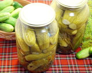 Маринованные огурцы на зиму в банках