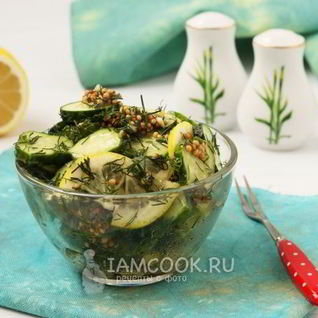 Маринованные огурцы с лимоном