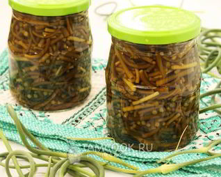 Маринованные стрелки чеснока на зиму без стерилизации