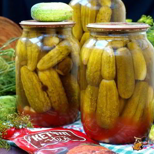 Огурцы маринованные с кетчупом чили