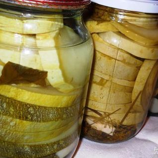 Огурцы маринованные