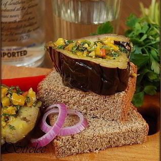 Пряные маринованные баклажаны