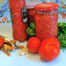 Рецепт Огонька из помидор и чеснока с хреном на зиму