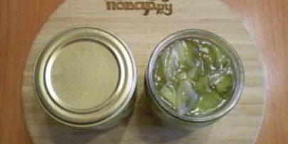 огурчики с луком на зиму