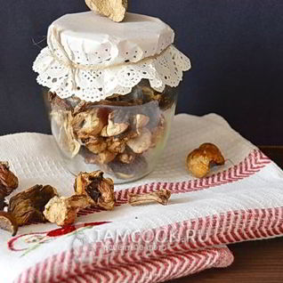 Сушеные белые грибы