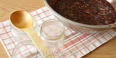 густое варенье из клубники