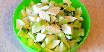 кабачковое варенье с красной смородиной