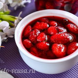 Клубничное варенье Пятиминутка