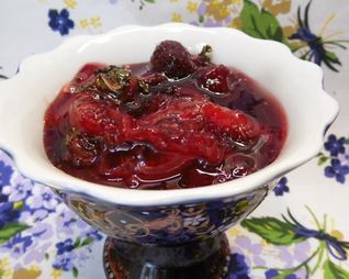 Клубничное варенье с апельсинами и мятой