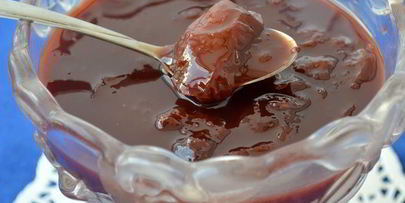 медовые оладушки с домашним сливовым вареньем