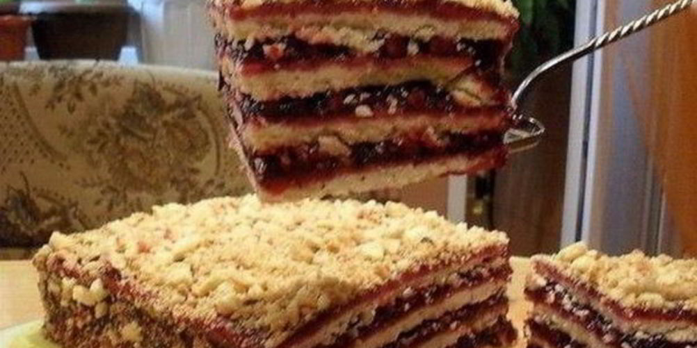 Рецепт простой тортик с брусничным вареньем