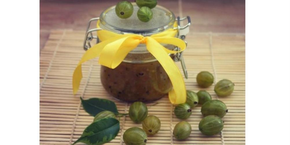 Рецепт варенье из крыжовника с грецким орехом и апельсином