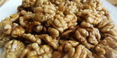 варенье из крыжовника с грецкими орехами