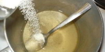 варенье из крыжовника с грецкими орехами