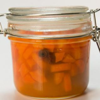 Варенье из молодой моркови с корицей