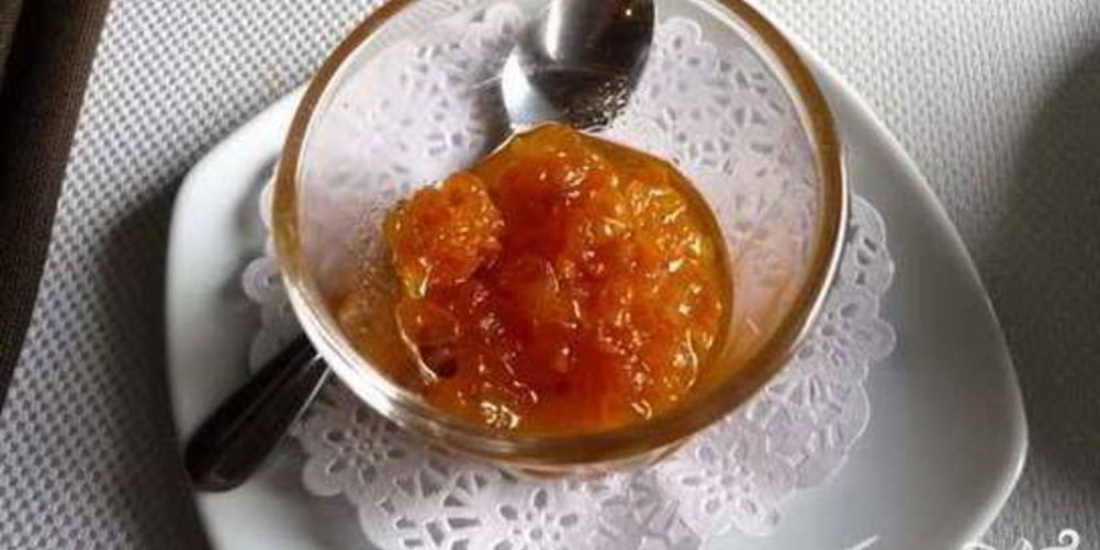 Рецепт варенье из морошки с белым вином