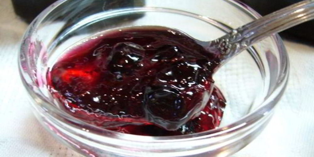 Рецепт варенье-пятиминутка из смородины с имбирем