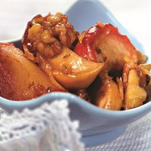 Рецепт Яблочное варенье с грецкими орехами