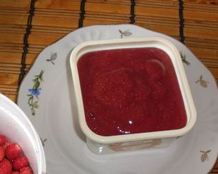 Земляничное варенье жидкое