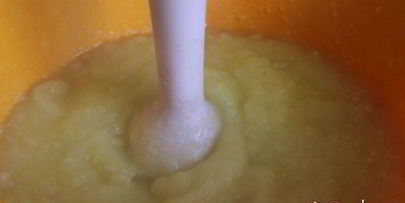 яблочное пюре с вареной сгущенкой на зиму